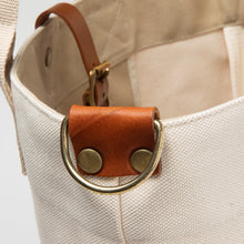 Load image into Gallery viewer, 琉球帆布⑭Two-tone round bottom tote bag/ Natural color & Deep green